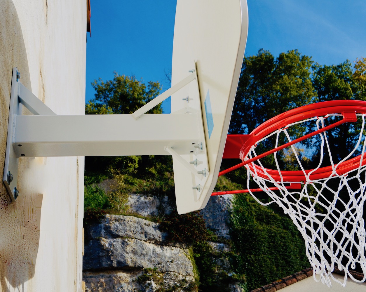 Buts de basket muraux