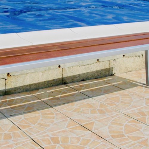 Banquette à fixer au sol
